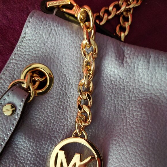 Michael Kors Lilac Jet Set Bag - Picture 7 of 16